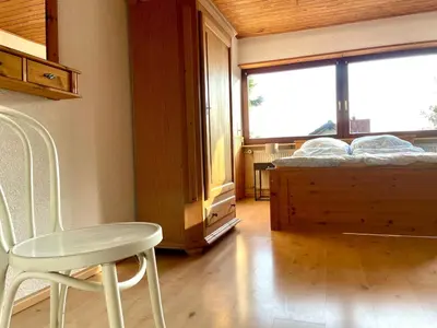 Ein Bett oder Betten in einem Zimmer der Unterkunft Odw homes - naturnahe Wohnung im Landhaus