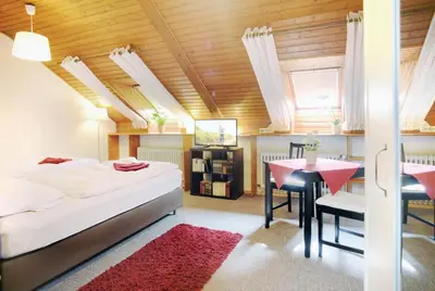 Ein Bett oder Betten in einem Zimmer der Unterkunft Hotel Bernstein