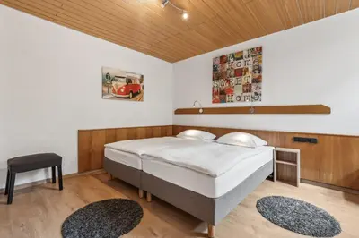 Ein Bett oder Betten in einem Zimmer der Unterkunft Hotel zum Erwin
