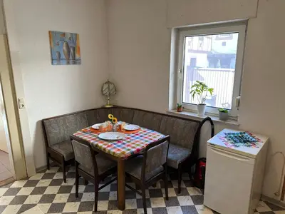 Ein Sitzbereich in der Unterkunft Ferienwohnung Alte Metzgerei Mömlingen