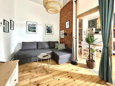 Ein Sitzbereich in der Unterkunft COZEE - Comfy 3-room Apartment with Netflix
