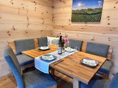 Ein Sitzbereich in der Unterkunft Ferienhaus Muskatellerhof
