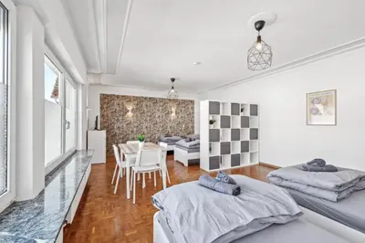 Ein Bett oder Betten in einem Zimmer der Unterkunft MONTEUR - Unterkunft für bis zu 7 Personen in 65479 Raunheim - GG13