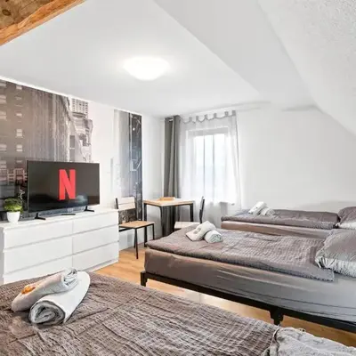 DZ03 Praktische Monteurwohnung 6 Einzelbetten