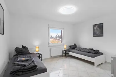 Ein Sitzbereich in der Unterkunft BA01 Moderne Wohnung in Flörsheim