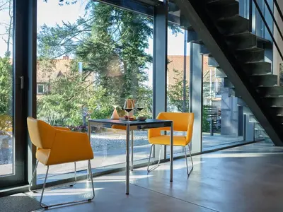 Ein Balkon oder eine Terrasse in der Unterkunft Architektenhaus Hello in Erbach mit High End Interieur zentral aber ruhig