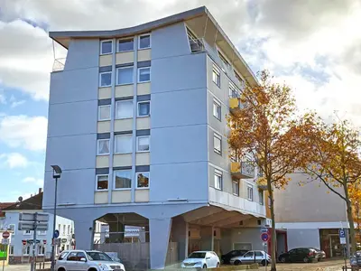 Das Gebäude in dem sich die Ferienwohnung befindet