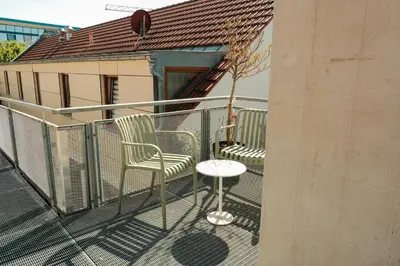 Ein Balkon oder eine Terrasse in der Unterkunft Urban Loft - Appartment in ehemaliger Fabrik zentral in Landau