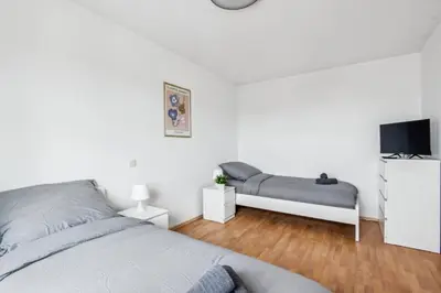 TV/Unterhaltungsangebot in der Unterkunft MONTEUR - Unterkunft für bis zu 4 Personen in 65462 Ginsheim-Gustavsburg - GG14