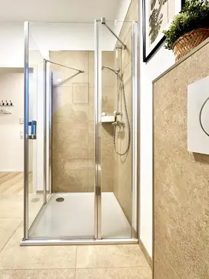 Ein Badezimmer in der Unterkunft COZEE - Cozy 1-room Apartment with Netflix