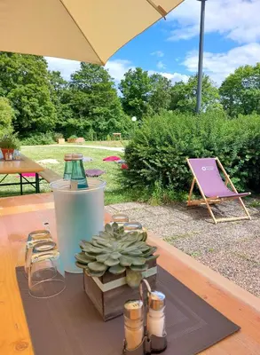 Ein Garten an der Unterkunft Heinrich Pesch Hotel