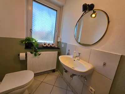Ein Badezimmer in der Unterkunft Moderne Wohnung mit Balkon in Karlsruhe