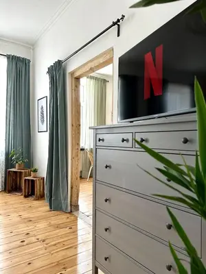 TV/Unterhaltungsangebot in der Unterkunft COZEE - Cozy 2-room Apartment with Netflix