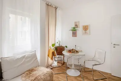 Ein Sitzbereich in der Unterkunft Gemütliche Ferienwohnung in Weinbergnähe & Tiefgarage