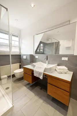 Ein Badezimmer in der Unterkunft Schockes Laurentiushof