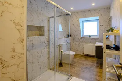 Ein Badezimmer in der Unterkunft Ferienwohnung mit Sonnenbalkon & Parkplatz