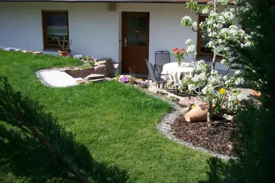 Ein Garten an der Unterkunft Ferienwohnung Kugel