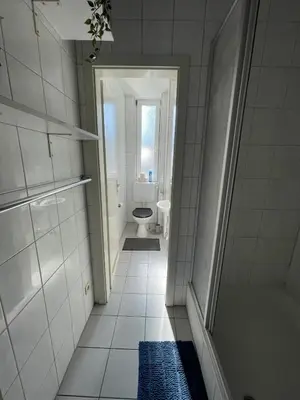 Ein Badezimmer in der Unterkunft Central old building room