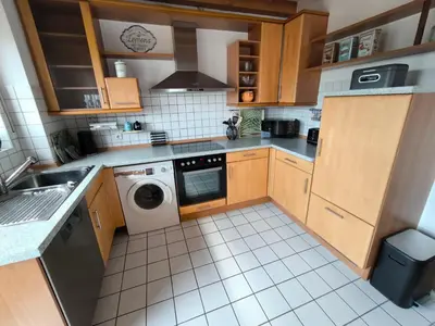 Küche/Küchenzeile in der Unterkunft Alexandras Ferienwohnung - Maisonette 90 qm mit Balkon