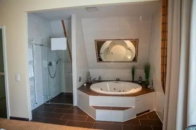 Ein Badezimmer in der Unterkunft Hotel am Schlosspark