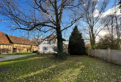 Ein Garten an der Unterkunft Ferienwohnung Altmühle