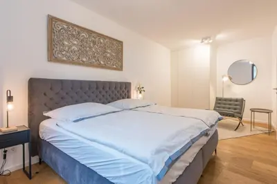 Ein Bett oder Betten in einem Zimmer der Unterkunft Schlossberg Maisonette NEU Terrasse Ausblick