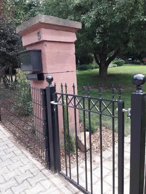 Ein Garten an der Unterkunft Ferienwohnung Bibert