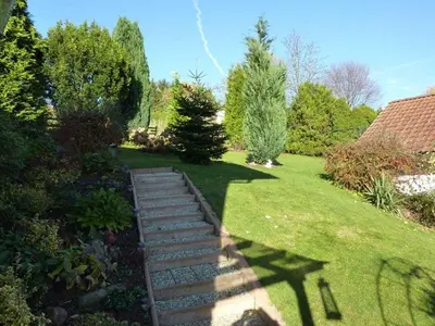 Ein Garten an der Unterkunft Ferienwohnung Koenig