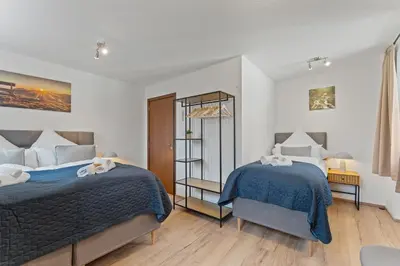 Ein Bett oder Betten in einem Zimmer der Unterkunft WINETIME - Apartment Edenkoben - für bis zu 3 Personen - gemütlich an der südlichen Weinstraße zwischen Landau und Neustadt - nähe Villa Ludwigshöhe - Rietburg