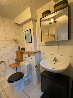 Ein Badezimmer in der Unterkunft Moderne Wohnung umgeben von Weinbergen