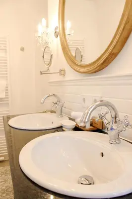 Ein Badezimmer in der Unterkunft Gästehaus im Weingut am Nil