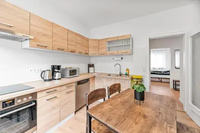 Küche/Küchenzeile in der Unterkunft PF02 großes Apartment Innenstadt - NEU Monteurunterkünfte in Pforzheim - LS CrewComfort auch für weitere Unterkünfte