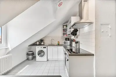 Küche/Küchenzeile in der Unterkunft PF03 Innenstadt Apartment für Monteure und Teams - NEU Monteurunterkünfte in Pforzheim - LS CrewComfort auch für weitere Unterkünfte