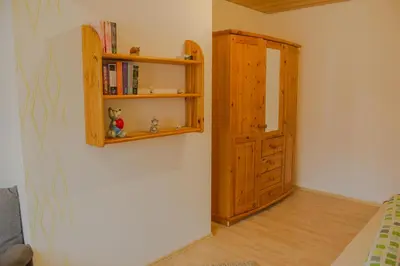 Die Bibliothek im Privatzimmer