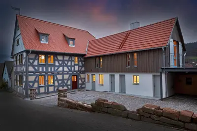 Das Gebäude in dem sich die Ferienwohnung befindet