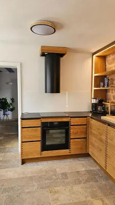 Küche/Küchenzeile in der Unterkunft Designerwohnung im preisgekrönten Denkmal