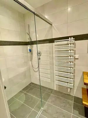 Ein Badezimmer in der Unterkunft Moderne gemütliche Wohnung - zentral und naturnah
