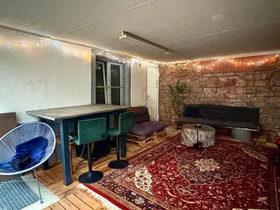 Ein Sitzbereich in der Unterkunft Apartment in Heidelberg's Altstadt - City Tax inklusive