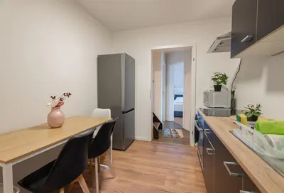 Küche/Küchenzeile in der Unterkunft G-Living - Theodor Heuss Str
