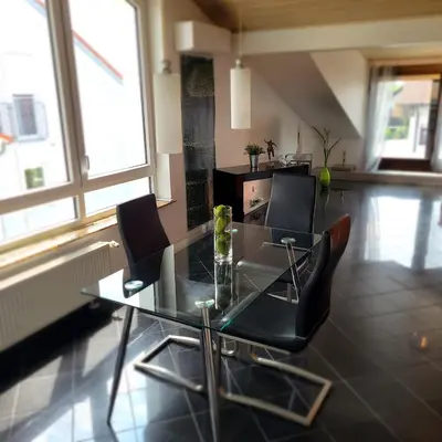 Ein Sitzbereich in der Unterkunft Helle gemütliche DG Wohnung, 88qm, klimatisiert