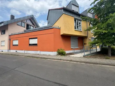 Das Gebäude in dem sich das Hotel befindet