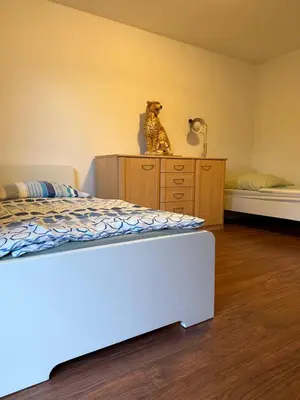 Ein Bett oder Betten in einem Zimmer der Unterkunft Monteur- und Ferienwohnung Rheinhausen - Lönsweg