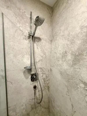 Ein Badezimmer in der Unterkunft Goldstadt Moto Loft - Urban Studio am Schlössle