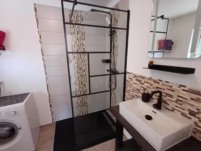 Ein Badezimmer in der Unterkunft Ferienwohnung zum Finkenbachtal