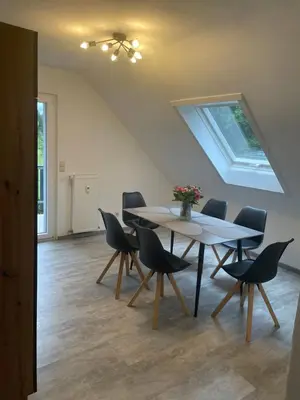 Ein Sitzbereich in der Unterkunft Ferienwohnung Albstern