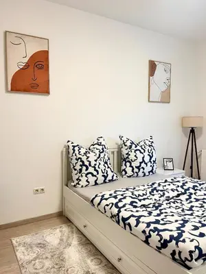Ein Bett oder Betten in einem Zimmer der Unterkunft Schönes Zimmer in einer 3er WG-Wohnung geeignet für einen Mann shared apartment