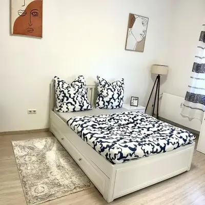 Schönes Zimmer in einer 3er WG-Wohnung geeignet für einen Mann shared apartment