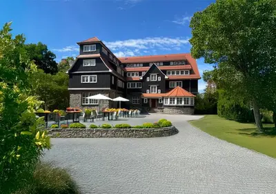 Ein Garten an der Unterkunft Wohnpark Hotel Heppenheim