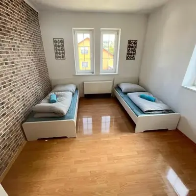 Monteurwohnung Erdgeschoss Birkenfeld - Karlsruhe 25min