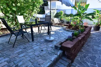 Ein Patio oder anderer Außenbereich in der Unterkunft Ferienwohnung Südwestpfälzer Ruheoase